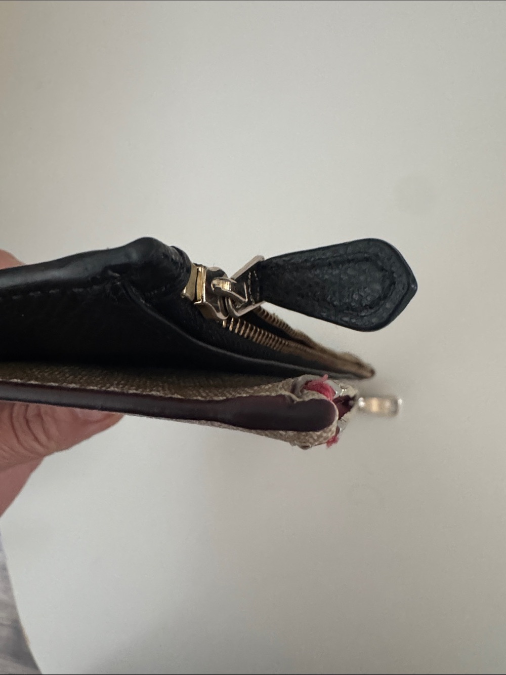 2 Coach Zip Slim Pouch Signature Monogram Tan Pink Lined / Black Pebble Leather - Picture 10 of 13